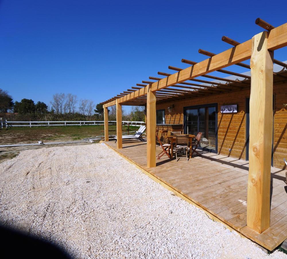 Gites Equestres Lou Caloun - Les Saintes Maries De La Mer Exterior foto