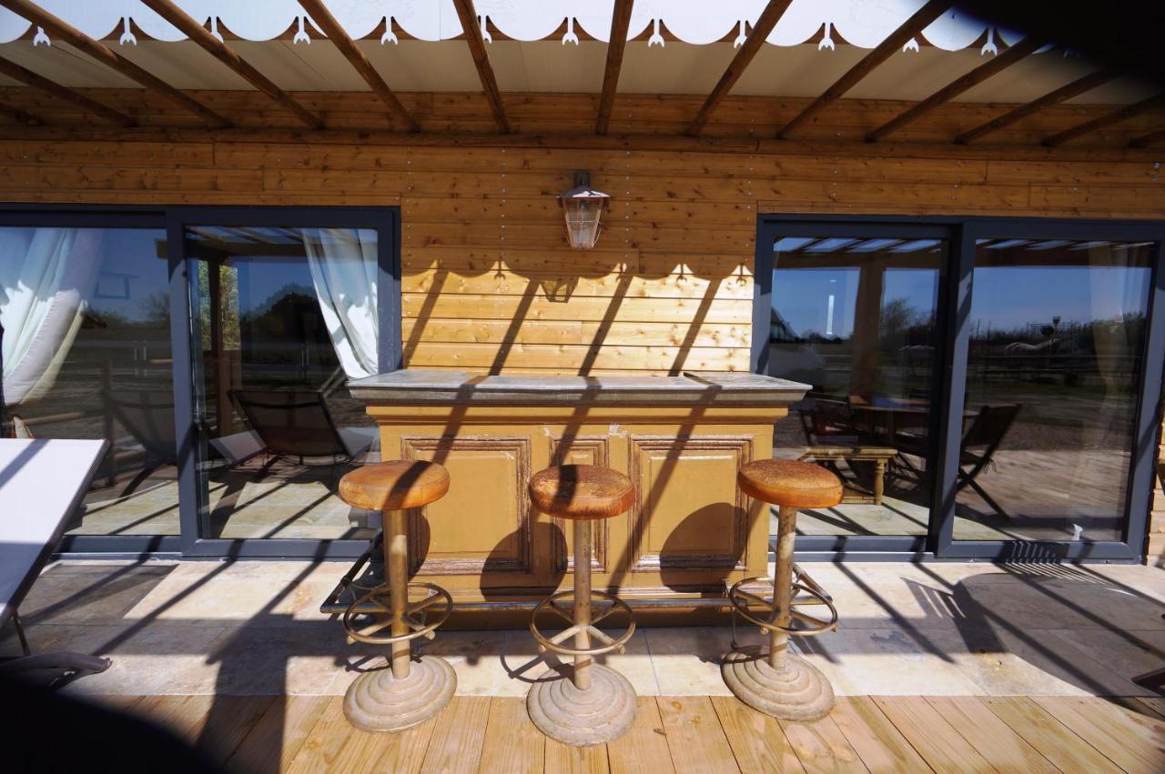 Gites Equestres Lou Caloun - Les Saintes Maries De La Mer Exterior foto